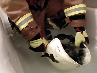 bath in brown / beige firefighter gear (1/2)