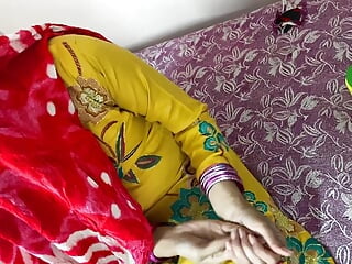 Bhabhi Became Naked After Seeing the Penis