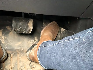 revving ford f150 in muddy boots