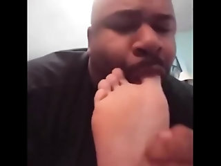 sucking a guy's wide feet
