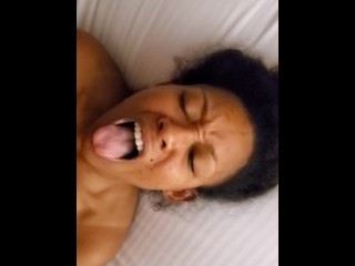 Monique Jade Makes herself cum and takes huge facial