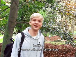 Twink Blonde On His Way Home When He Bumps Into A Guy Who Wants His Dick Fucked And Pay At The Same Time - BigStr